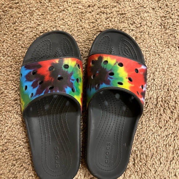 Crocs - Picture 2 of 4